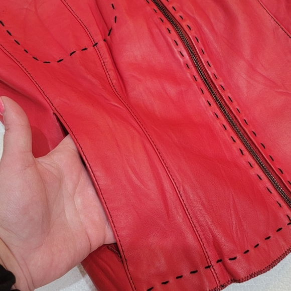 Alexander Julian red leather jacket - Picture 8 of 16